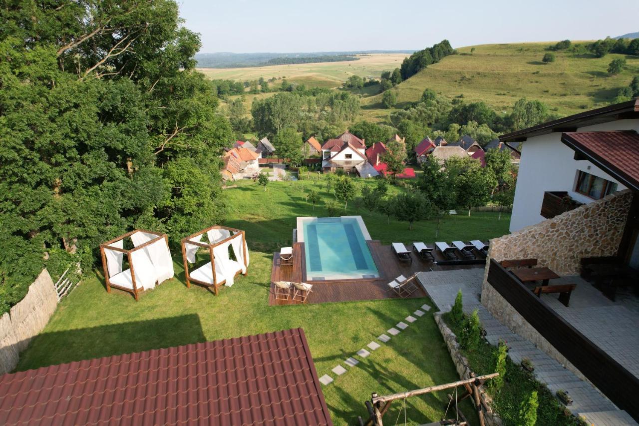 Retreat Margau Apuseni-Adults Only- Wellness & Wellbeing Villa Exteriör bild