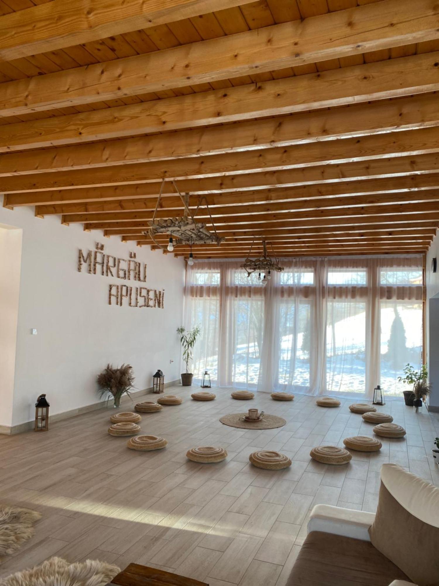 Retreat Margau Apuseni-Adults Only- Wellness & Wellbeing Villa Exteriör bild